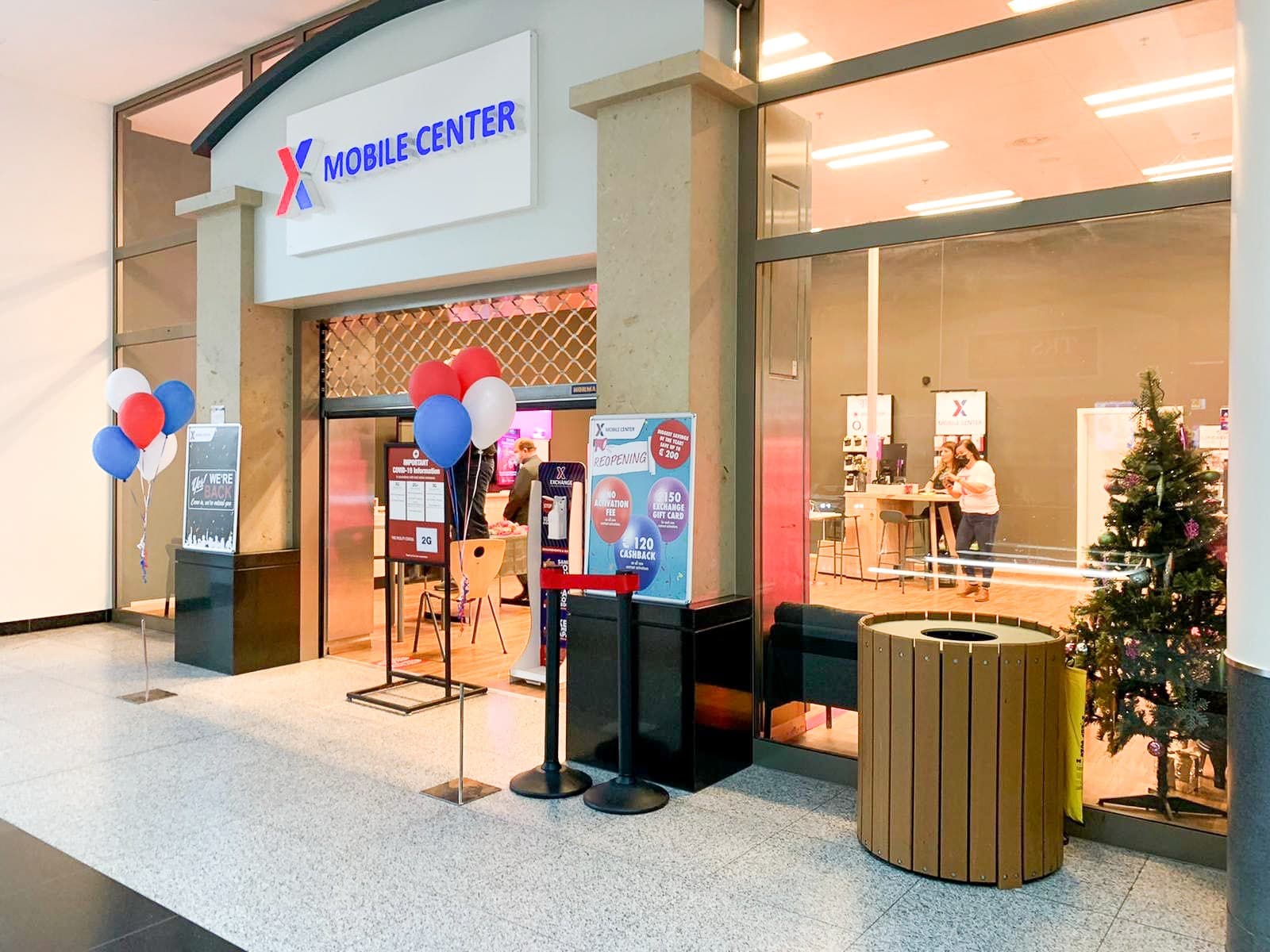 X Mobile Center, Mobilfunkshop im US-Army Exchange.